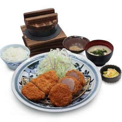 เซตทงคัตสึ หมูสันนอก (60 กรัม) และหมูสันใน (75 กรัม)