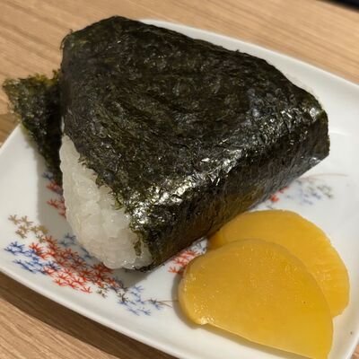 [၁ လုံး] ငှက်ပျောသီးထုပ် Onigiri