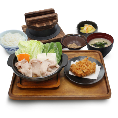 เซตนาเบะสุกี้หมู  และหมูสันนอก (60 กรัม)